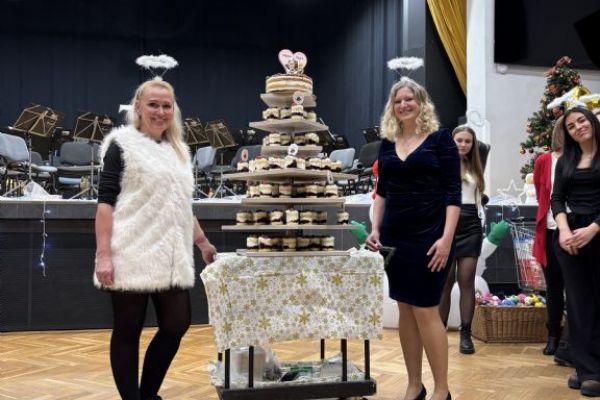 ANDĚLSKÉ VÁNOCE S HAIMOU